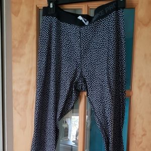 Nike pro dry fit workout pants large